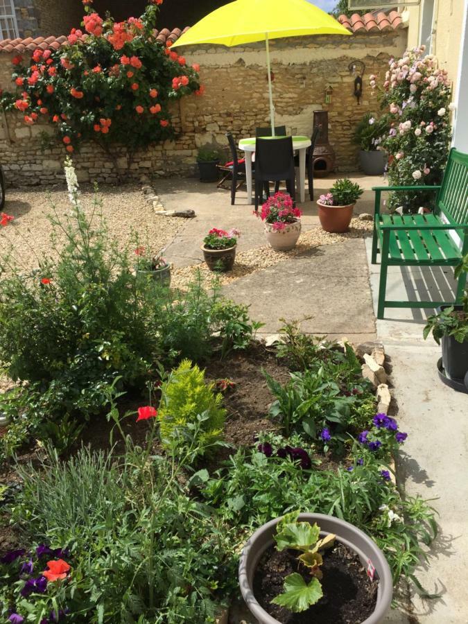 La Little School Chambres D'Hotes A Arcay Arcay  Εξωτερικό φωτογραφία